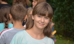 Eliška zarobila naozaj veľa peňazí, ale nenechala si všetky pre seba. S\u00a0tými, ktorí svoje peniaze minuli, sa veľkoryso rozdelila.
