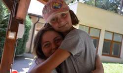 Veronika s našou animátorkou Rose