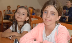 Danka a Alenka sa navzájom radia. Je pre nich dôležité získať, čo najviac bodov pre ich tím.