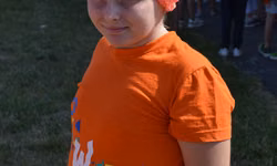 Izabelka si do tábora doniesla takýto štýlový turban na vlasy.