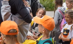 Posledné objatia a poďakovania.