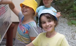 Baby sa tiež nedali zahanbiť a namaľovali krásne výtvory.