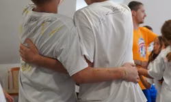 Keď sa vypne hudba, musíme ostať nehybne stáť.