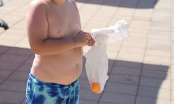 Čas na olovrant, aby sme vládali naďalej tak skvelo plávať.