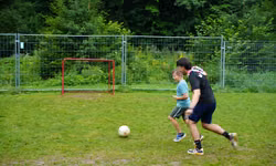 A vyskúšali sme aj futbal s havajskými pravidlami.