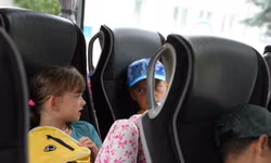 Hovoríme si všetky dnešné zážitky.